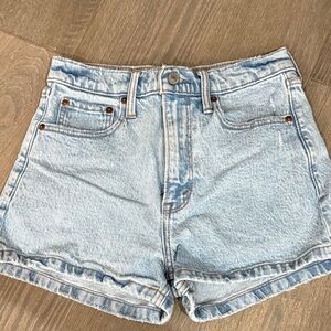 Abercrombie High-Waisted Women's Shorts
